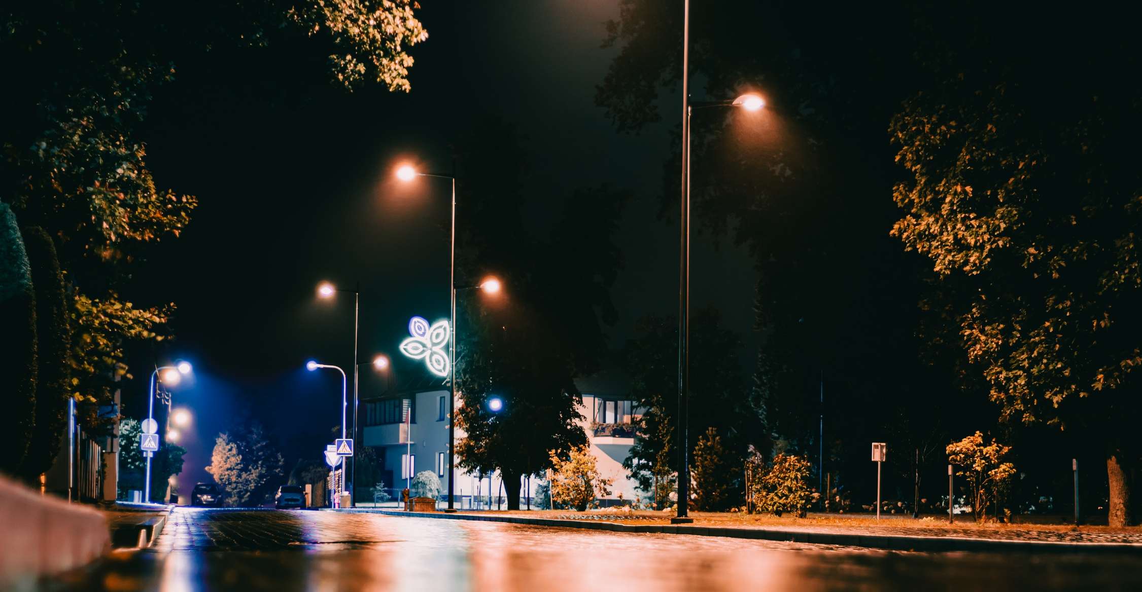 樓宇自控係統，弱電設備監控，高效建築管理，減少人工成本