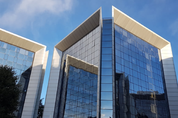 國內的“智能建築”與歐洲的有何異同？(圖1)裕乾電子